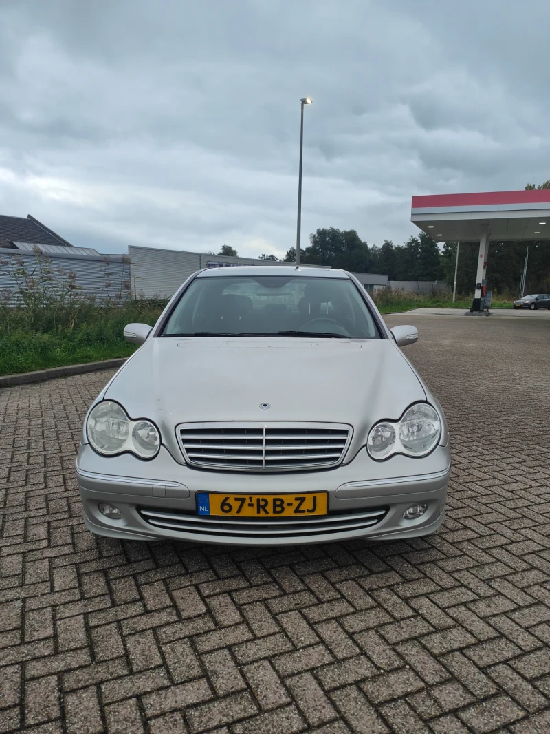 Mercedes-Benz C 240 C 240 V6 Elegance Facelift (W203/M112 E26) - 3750 € - 84954624 1 | Car24.bg Mercedes-Benz C 240 C 240 V6 Elegance Facelift (W203/M112 E26) - 3750 € - 84954624 1