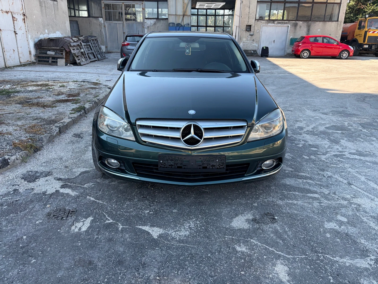 Mercedes-Benz C 320 225.000хил !! 270к.с | Auto.bg — изображение 1 Mercedes-Benz C 320 225.000хил !! 270к.с | Auto.bg — изображение 1