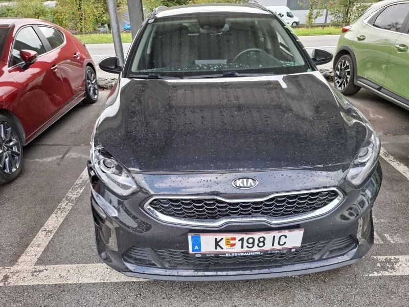 Kia Ceed 1.6CRDi * * * 78000км.* * * Навигация* * * Камера* - 14999 лв. / 7668.87 € - 93666511 1 | Car24.bg Kia Ceed 1.6CRDi * * * 78000км.* * * Навигация* * * Камера* - 14999 лв. / 7668.87 € - 93666511 1