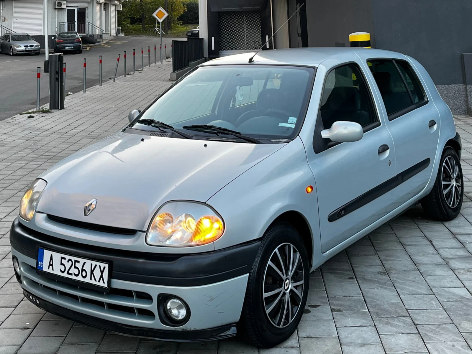 Renault Clio 1.2/ГАЗ/БЕНЗИН - изображение 9 | Auto.bg Renault Clio 1.2/ГАЗ/БЕНЗИН - изображение 9