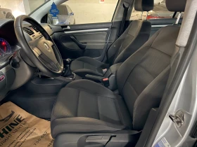 VW Golf 2.0TDI* BKD* 140кс* ИТАЛИЯ* БЕЗ РЪЖДА* 2 КЛЮЧА* - 3999 € / 7821.36 лв. - 29557271 7 | Car24.bg VW Golf 2.0TDI* BKD* 140кс* ИТАЛИЯ* БЕЗ РЪЖДА* 2 КЛЮЧА* - 3999 € / 7821.36 лв. - 29557271 7