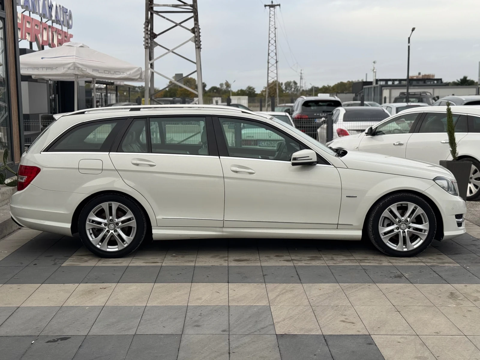 Mercedes-Benz C 220 2012 Avantgarde - изображение 4 | Auto.bg Mercedes-Benz C 220 2012 Avantgarde - изображение 4