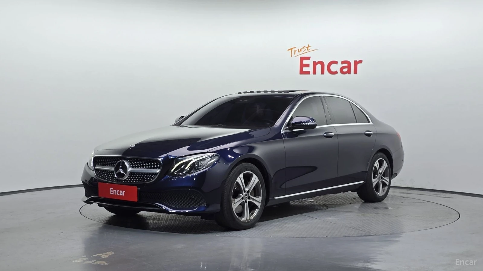Mercedes-Benz E 300 АВАНГАРД* КОЖА* ПОДГРЕВ* НАВИ* ПАНО* АВТОКРЕДИТ | Auto.bg — изображение 1 Mercedes-Benz E 300 АВАНГАРД* КОЖА* ПОДГРЕВ* НАВИ* ПАНО* АВТОКРЕДИТ | Auto.bg — изображение 1