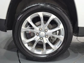 Jeep Cherokee 3.6 Summit| 295к.с.| ВКЛ.ТЕХНОТЕСТ | Auto.bg — изображение 5 Jeep Cherokee 3.6 Summit| 295к.с.| ВКЛ.ТЕХНОТЕСТ | Auto.bg — изображение 5