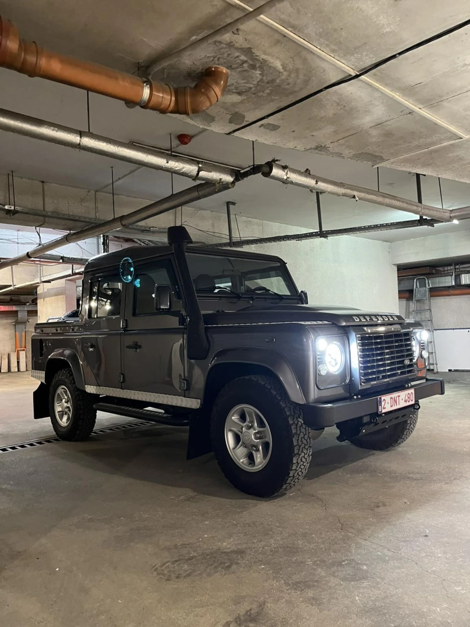 Land Rover Defender Puma ! Crew cab 110 !  Рядък екземпляр ! - изображение 8 | Auto.bg Land Rover Defender Puma ! Crew cab 110 !  Рядък екземпляр ! - изображение 8