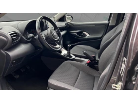 Toyota Yaris 1.5i M/T, Месечна вноска от 344 лв. - 25990 лв. / 13288.48 € - 39990566 11 | Car24.bg Toyota Yaris 1.5i M/T, Месечна вноска от 344 лв. - 25990 лв. / 13288.48 € - 39990566 11