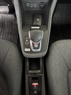 Renault Zoe 52kw 27000км | Auto.bg — изображение 9 Renault Zoe 52kw 27000км | Auto.bg — изображение 9