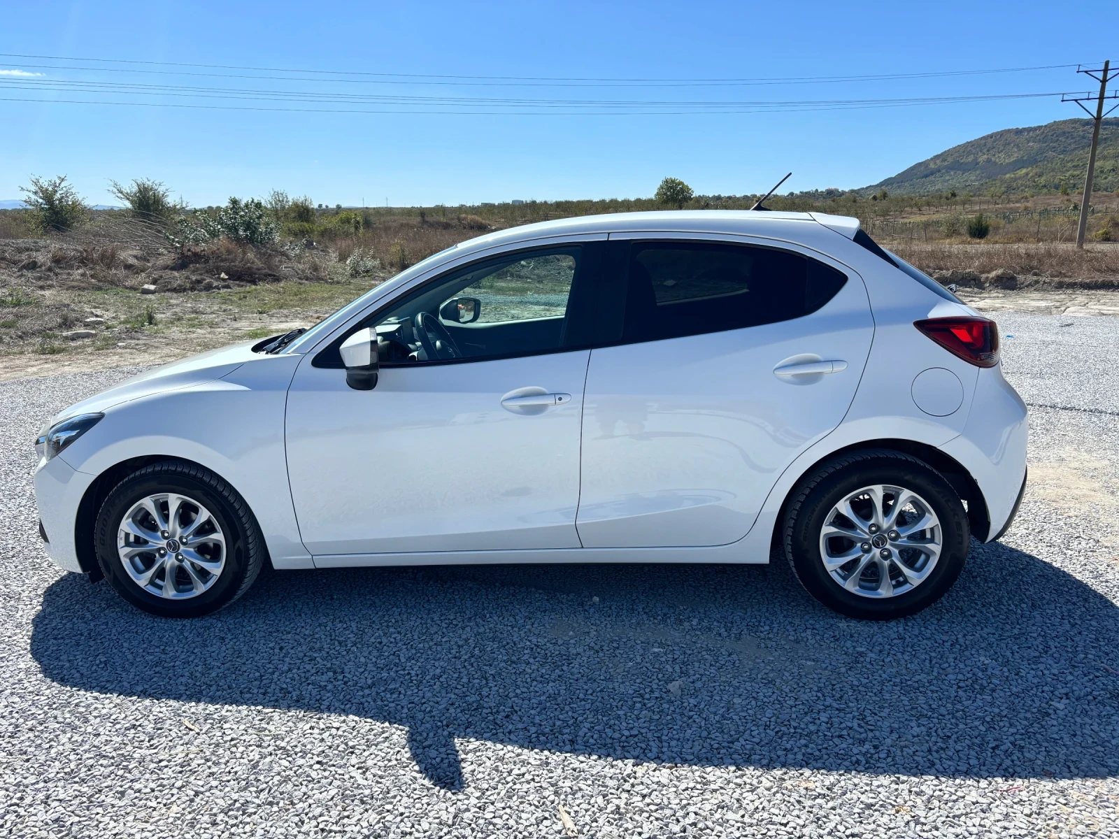 Mazda 2 ВНОС ШВЕЙЦАРИЯ АВТОМАТ 1.5 бензин  - изображение 8 | Auto.bg Mazda 2 ВНОС ШВЕЙЦАРИЯ АВТОМАТ 1.5 бензин  - изображение 8