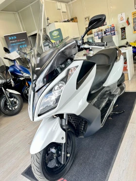 Kymco Downtown 300i 06.2010г. | Auto.bg — изображение 6 Kymco Downtown 300i 06.2010г. | Auto.bg — изображение 6