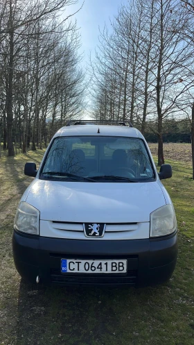 Peugeot Partner 1.6 HDI Origin Реални километри - Car24.bg Peugeot Partner 1.6 HDI Origin Реални километри