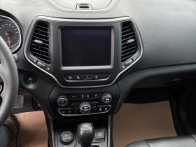 Jeep Cherokee Altitude * ПАНОРАМА * CARFAX * АВТО КРЕДИТ * | Auto.bg — изображение 9 Jeep Cherokee Altitude * ПАНОРАМА * CARFAX * АВТО КРЕДИТ * | Auto.bg — изображение 9