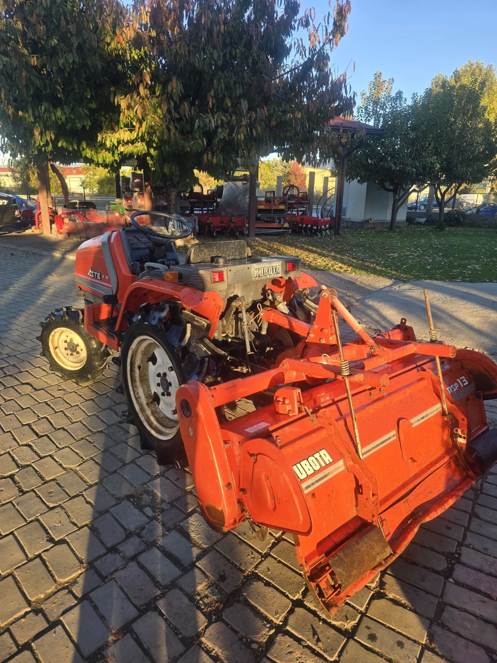 Трактор Kubota Kubota Aste 17 - изображение 4 | Auto.bg Трактор Kubota Kubota Aste 17 - изображение 4