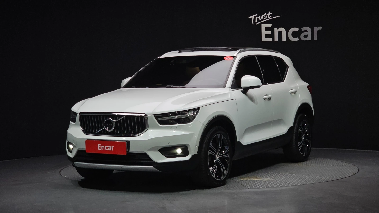 Volvo XC40 INSCRIPTION| 360| ПАМЕТ| ОБДУХ| HUD| AMBIENT| 2 КЛ | Auto.bg — изображение 1 Volvo XC40 INSCRIPTION| 360| ПАМЕТ| ОБДУХ| HUD| AMBIENT| 2 КЛ | Auto.bg — изображение 1