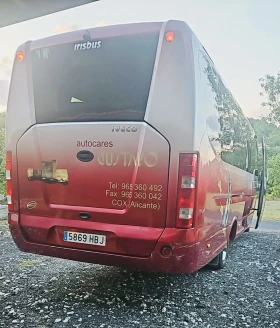 Iveco Daily 65C Стъклопакет двоен климатик 30 места | Auto.bg — изображение 6 Iveco Daily 65C Стъклопакет двоен климатик 30 места | Auto.bg — изображение 6