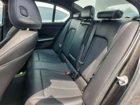 BMW 330 330I XDRIVE/CARFAX/ПОДГРЕВ/ПАМЕТ/ШИБЕДАХ | Auto.bg — изображение 12 BMW 330 330I XDRIVE/CARFAX/ПОДГРЕВ/ПАМЕТ/ШИБЕДАХ | Auto.bg — изображение 12