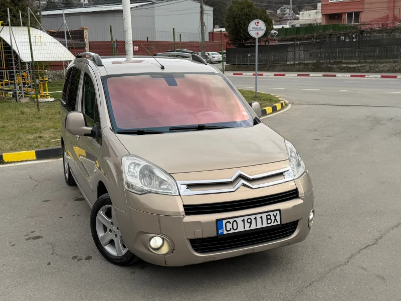 Citroen Berlingo 1.6HDI/Топ състояние! - 5699 € / 11146.28 лв. - 58118079 1 | Car24.bg Citroen Berlingo 1.6HDI/Топ състояние! - 5699 € / 11146.28 лв. - 58118079 1