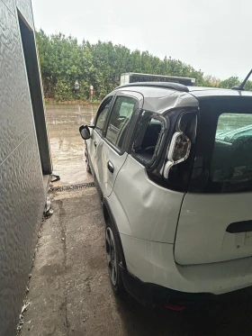 Fiat Panda Cross 1.2 benz 2019 - 5750 лв. / 2939.93 € - 46834452 2 | Car24.bg Fiat Panda Cross 1.2 benz 2019 - 5750 лв. / 2939.93 € - 46834452 2