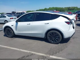 Tesla Model Y 2023 TESLA MODEL Y AWD * DUAL M* Long RANGE | Auto.bg — изображение 5 Tesla Model Y 2023 TESLA MODEL Y AWD * DUAL M* Long RANGE | Auto.bg — изображение 5