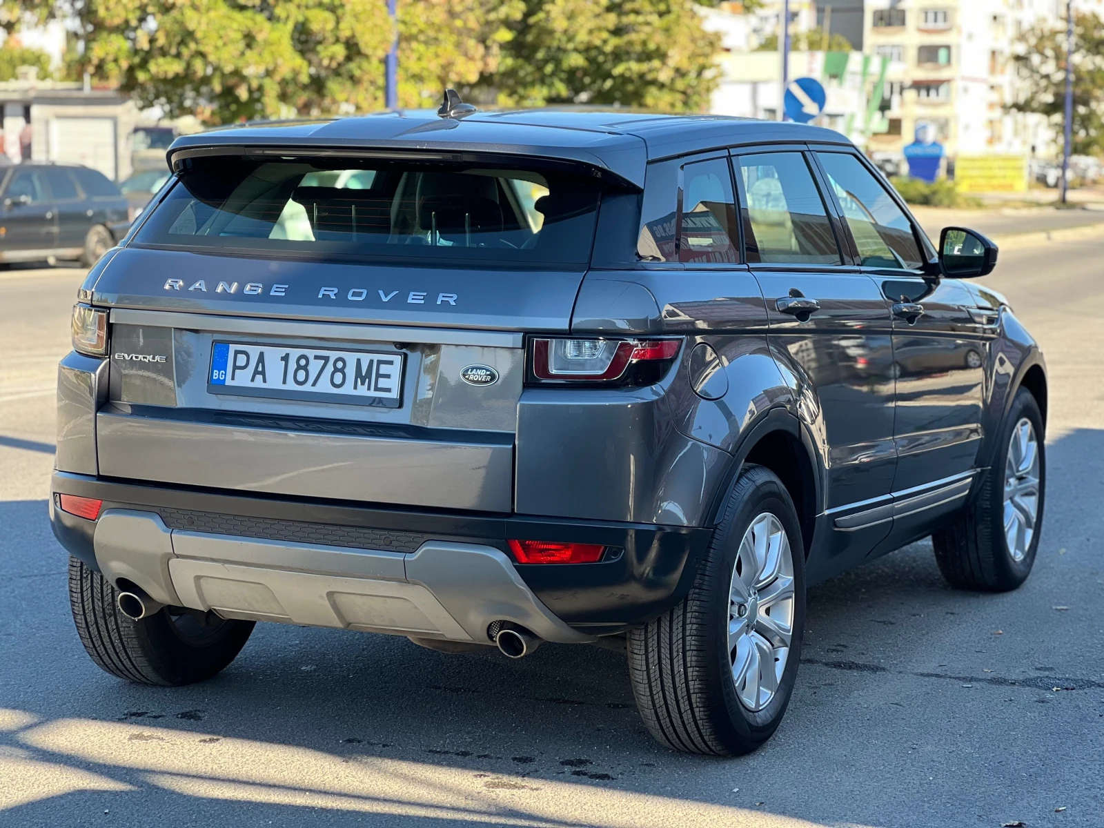 Land Rover Range Rover Evoque 2.0 Td4 HSE - изображение 6 | Auto.bg Land Rover Range Rover Evoque 2.0 Td4 HSE - изображение 6