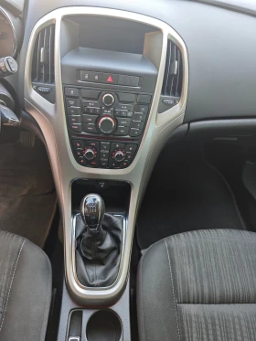 Opel Astra 1.4i Turbo-140/S.W./SWISS/TOP | Mobile.bg — малка снимка 15