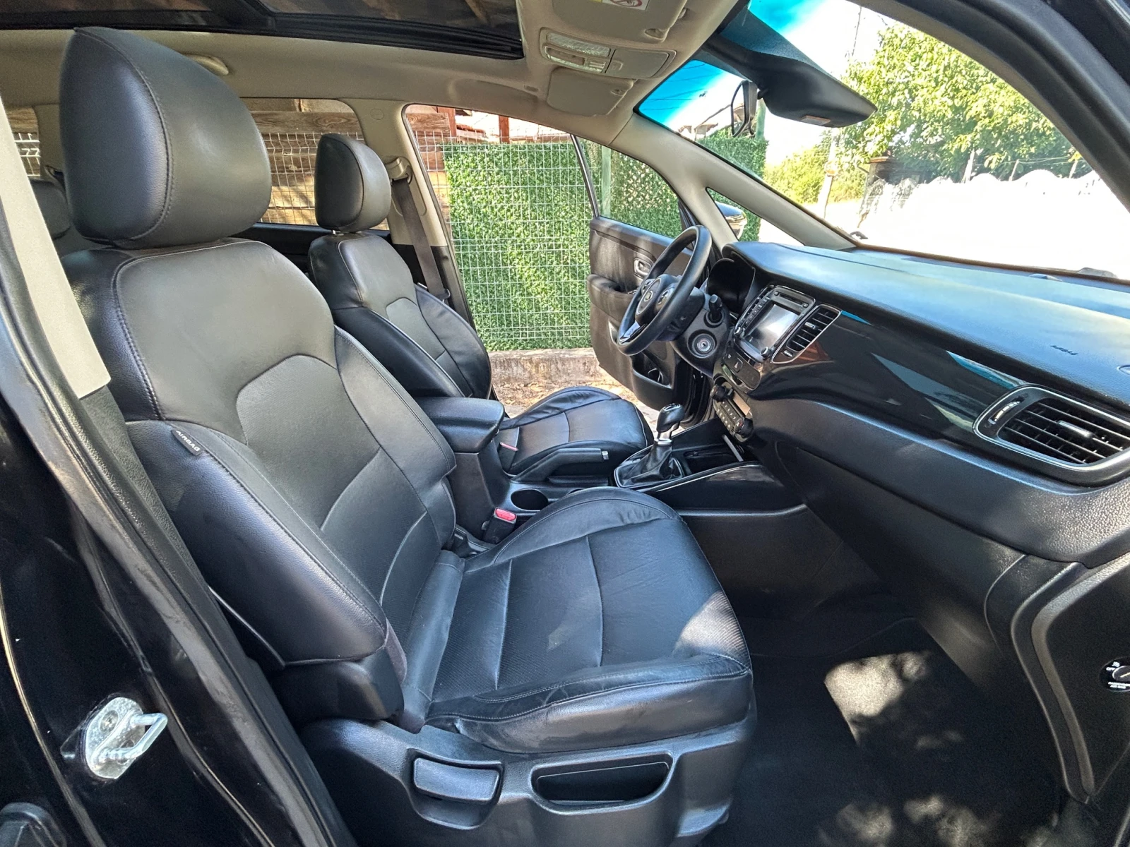 Kia Carens 1.7CRDi Swiss - изображение 9 | Auto.bg Kia Carens 1.7CRDi Swiss - изображение 9