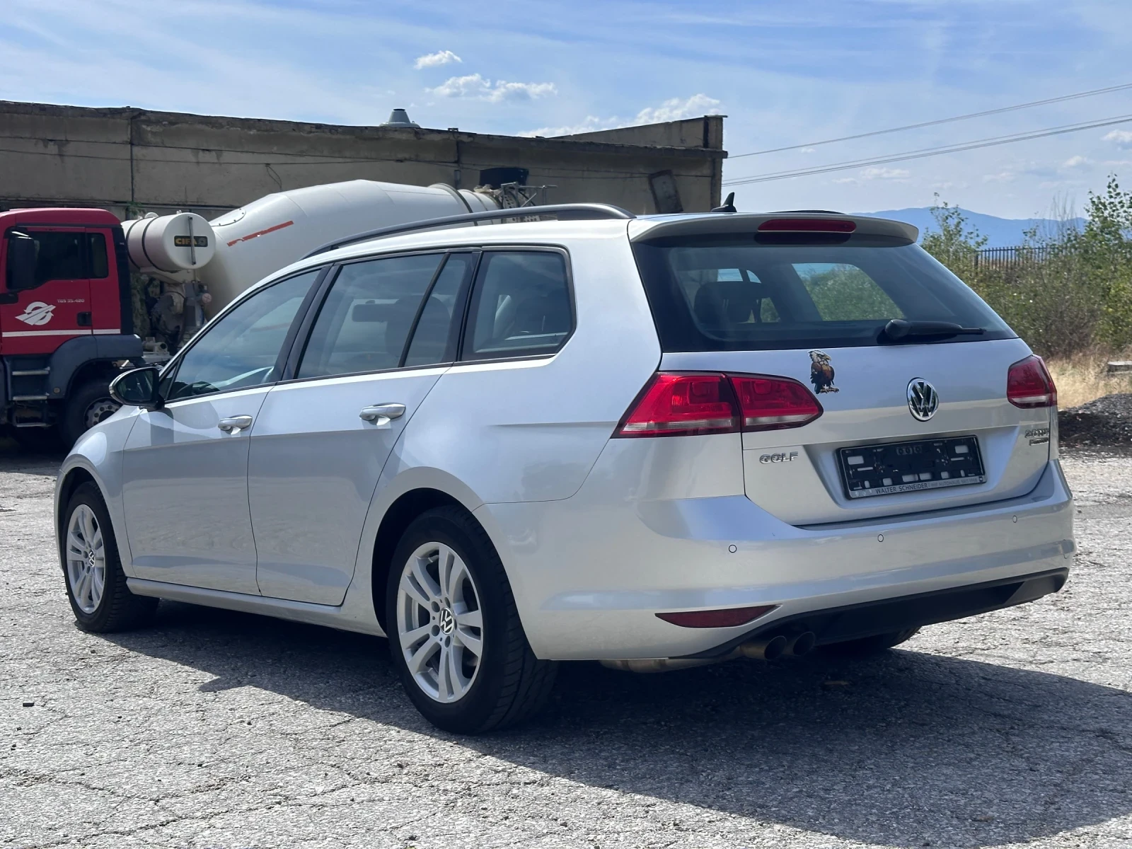 VW Golf 2.0TDI* 4MOTION* HIGHLINE* КАМЕРА* КОЖА* НЕМСКА! - изображение 5 | Auto.bg VW Golf 2.0TDI* 4MOTION* HIGHLINE* КАМЕРА* КОЖА* НЕМСКА! - изображение 5