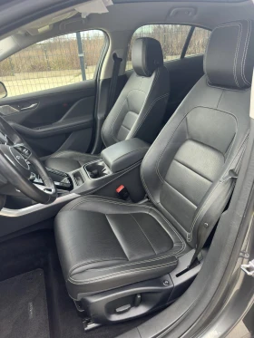 Jaguar I-Pace EV 400/90KWh/MERIDIAN/PANO/4X4 - 20500 € / 40094.51 лв. - 44031232 10 | Car24.bg Jaguar I-Pace EV 400/90KWh/MERIDIAN/PANO/4X4 - 20500 € / 40094.51 лв. - 44031232 10