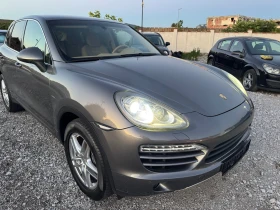 Porsche Cayenne 3.0TDI КЕЙЛЕС/ ПРУЖИНИ/ КАМЕРА/ ДИСТРОНИК/ LED/ - 15900 € / 31097.70 лв. - 65071955 8 | Car24.bg Porsche Cayenne 3.0TDI КЕЙЛЕС/ ПРУЖИНИ/ КАМЕРА/ ДИСТРОНИК/ LED/ - 15900 € / 31097.70 лв. - 65071955 8