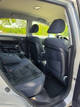 Honda Cr-v 2.2i-DTEC* 150к.с.* Facelift * Navi | Auto.bg — изображение 12 Honda Cr-v 2.2i-DTEC* 150к.с.* Facelift * Navi | Auto.bg — изображение 12