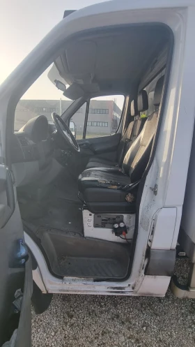 Mercedes-Benz Sprinter undefined | Auto.bg — изображение 5 Mercedes-Benz Sprinter undefined | Auto.bg — изображение 5