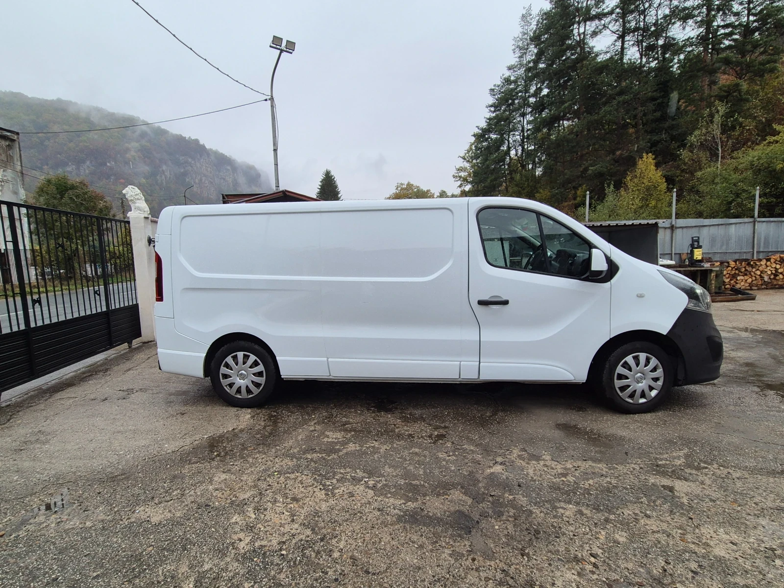 Opel Vivaro 12 - изображение 5 | Auto.bg Opel Vivaro 12 - изображение 5