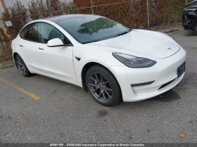 Снимка Tesla Model 3