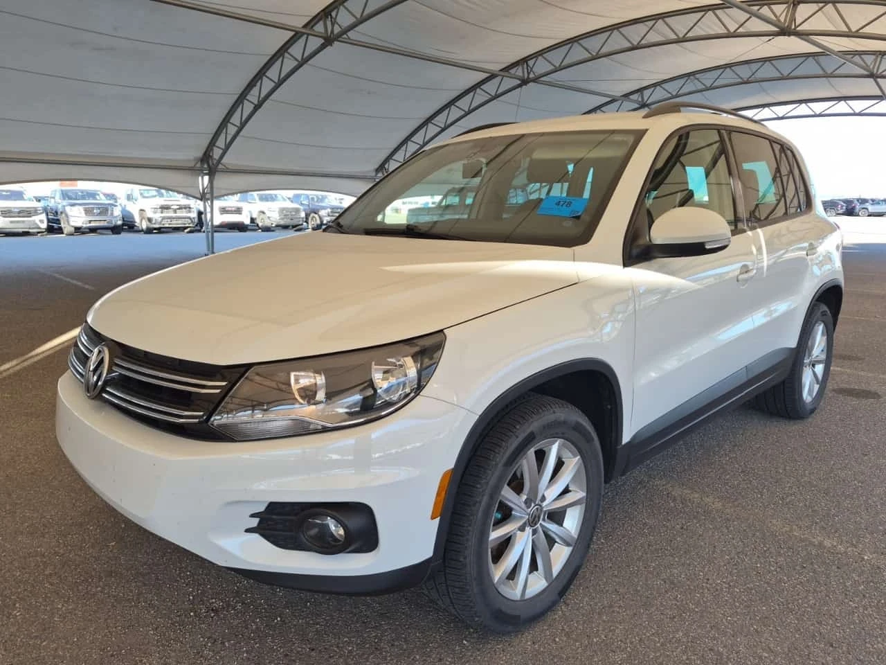 VW Tiguan * 4motion 4dr Wolfsburg Edition * CARFAX * | Auto.bg — изображение 1 VW Tiguan * 4motion 4dr Wolfsburg Edition * CARFAX * | Auto.bg — изображение 1