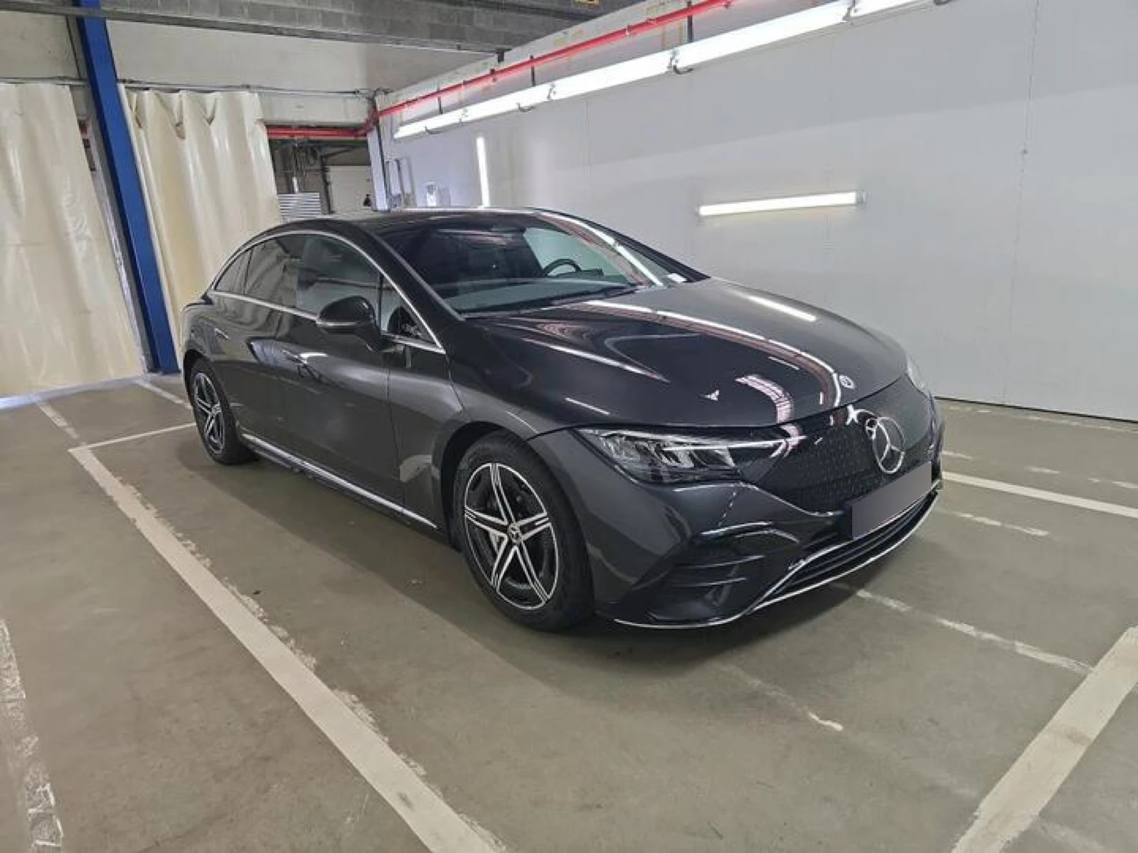 Mercedes-Benz EQE 350 AMG Line Leather LED Navi Ambient Camera | Auto.bg — изображение 1 Mercedes-Benz EQE 350 AMG Line Leather LED Navi Ambient Camera | Auto.bg — изображение 1