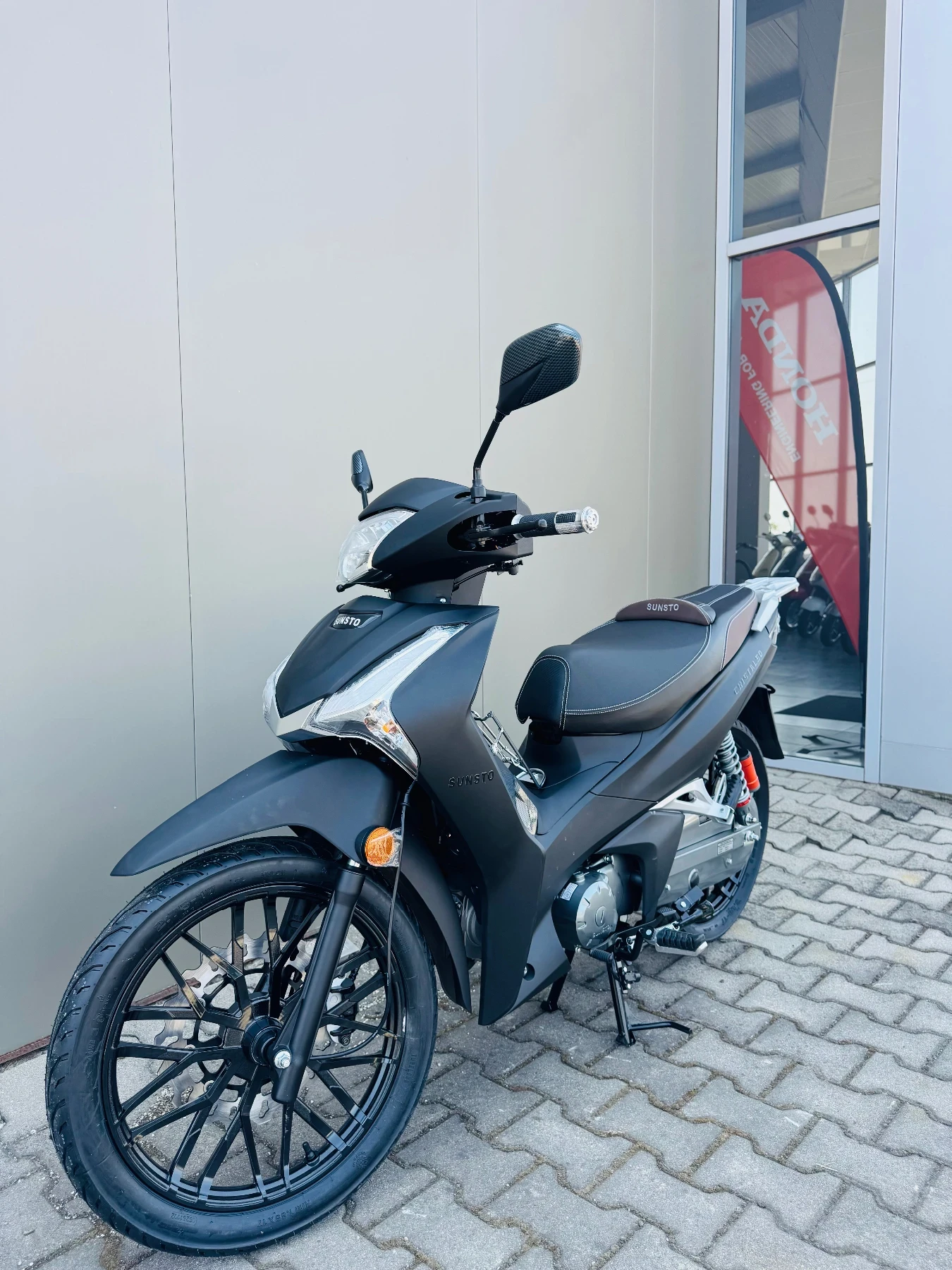 Sunsto LF Lifan Cristal 50 | Auto.bg — изображение 1 Sunsto LF Lifan Cristal 50 | Auto.bg — изображение 1