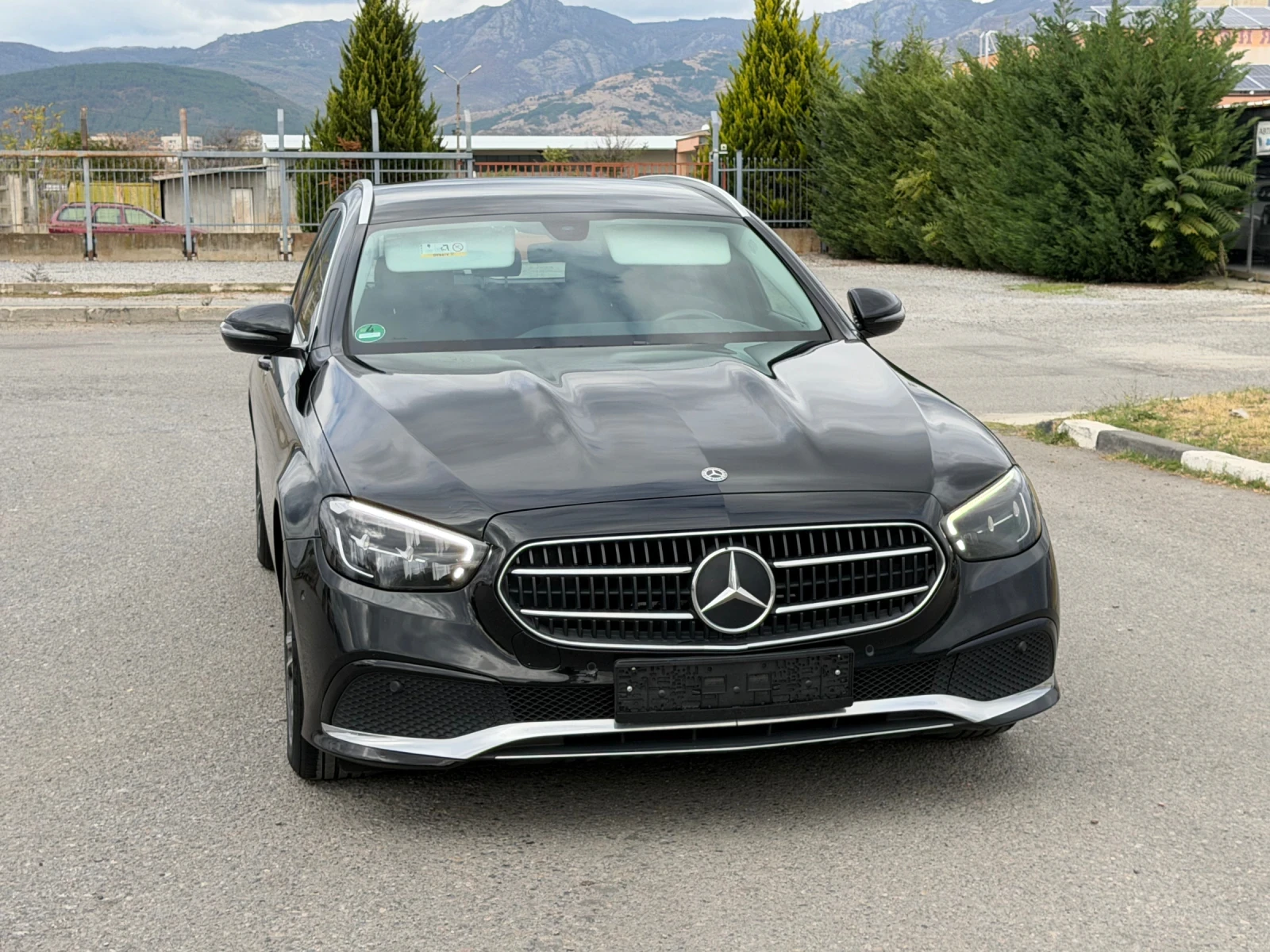 Mercedes-Benz E 220 CDI 194 ps Facelift 2021г | Auto.bg — изображение 1 Mercedes-Benz E 220 CDI 194 ps Facelift 2021г | Auto.bg — изображение 1