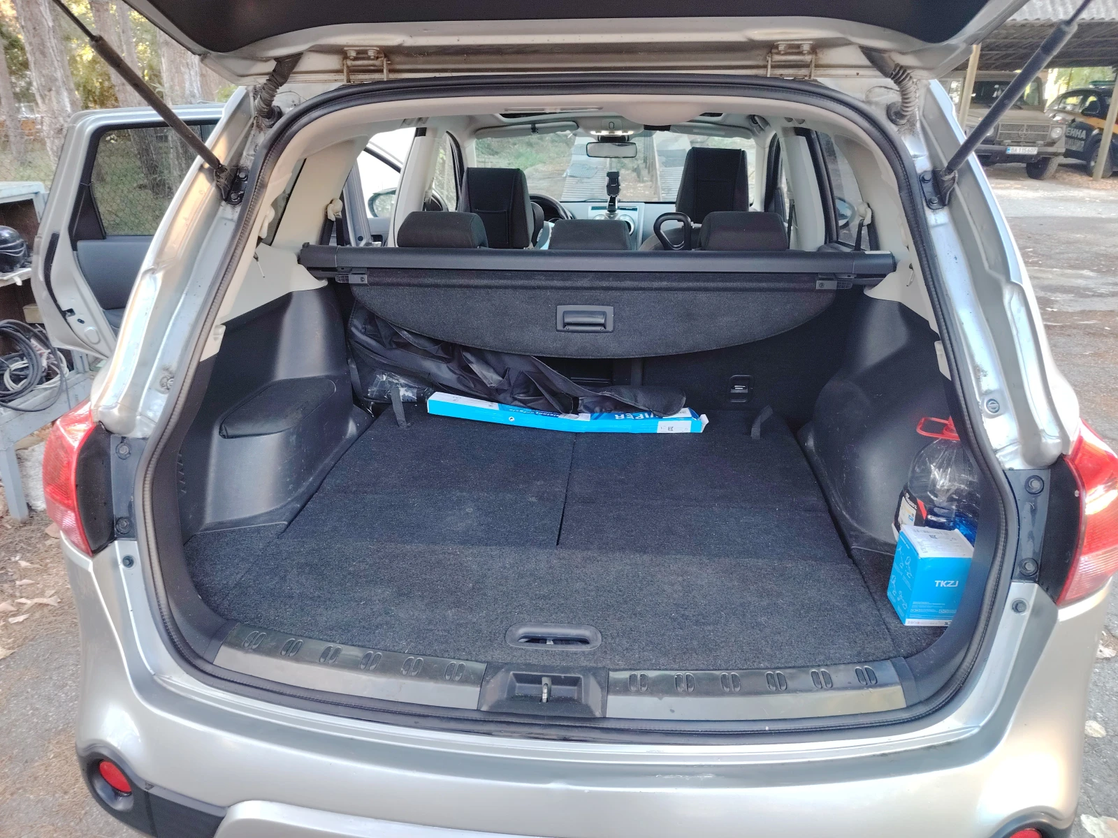 Nissan Qashqai + 2 Панорама Перфектен Технически - изображение 5 | Auto.bg Nissan Qashqai + 2 Панорама Перфектен Технически - изображение 5