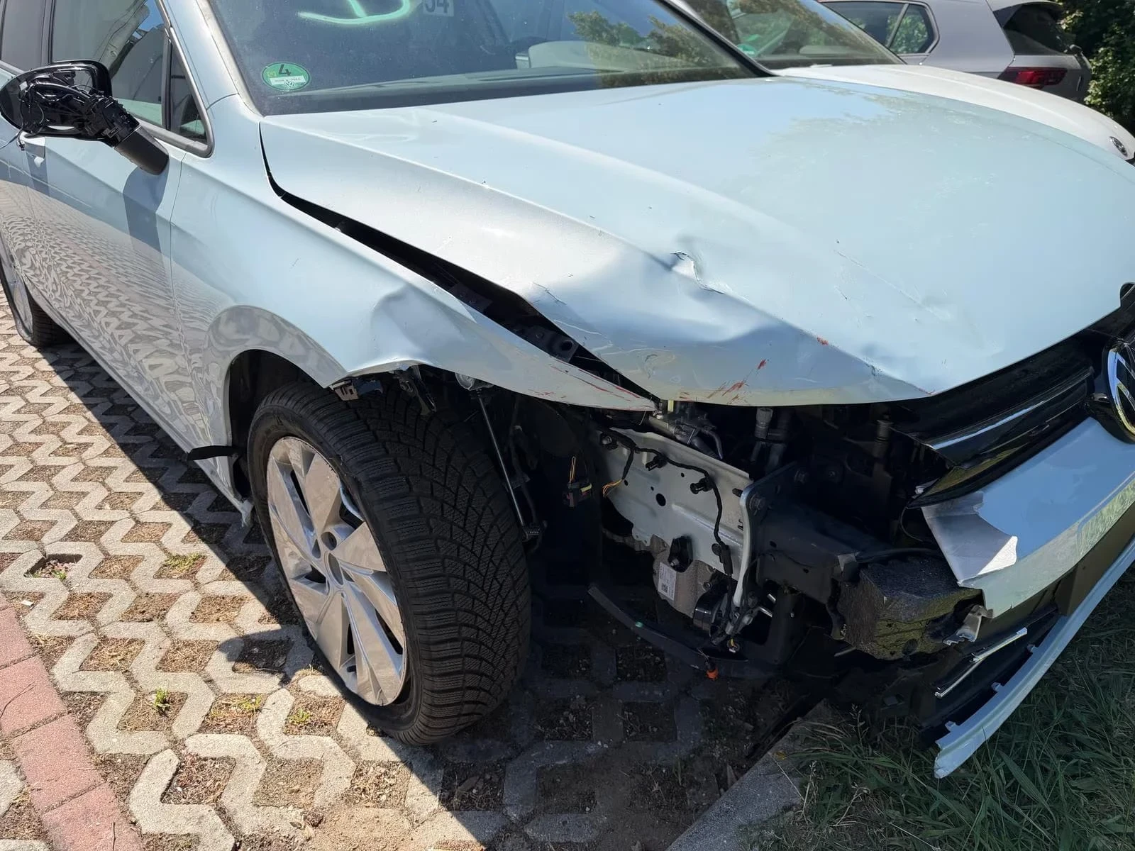 VW Golf 1.5 TSI DSG Plug-in Hybrid | Auto.bg — изображение 1 VW Golf 1.5 TSI DSG Plug-in Hybrid | Auto.bg — изображение 1