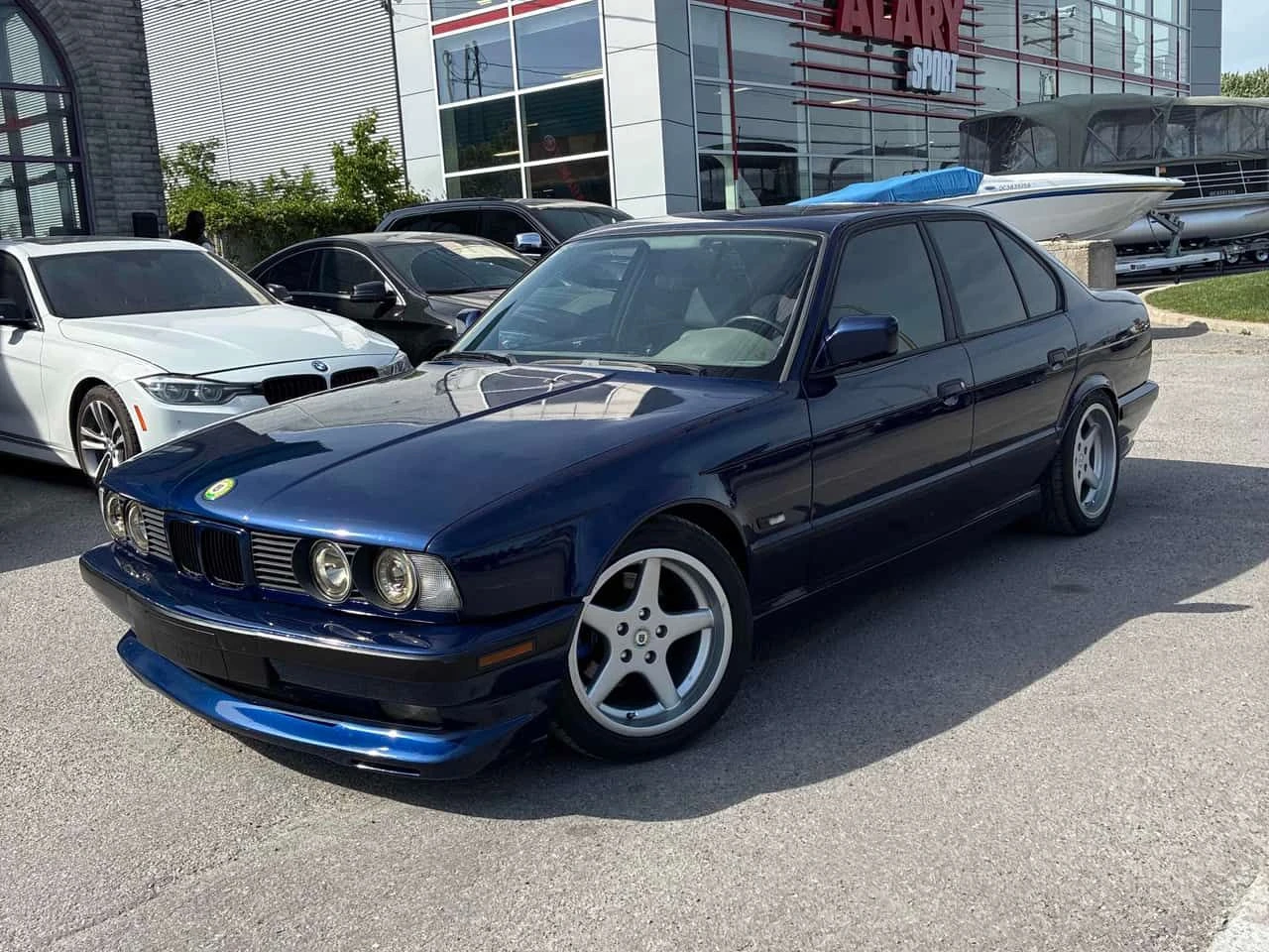 BMW 535 ЗАДНО ПРЕДАВАНЕ* FULL M PACK* ЛИЦЕНЗИРАН ПРОДАВАЧ* | Auto.bg — изображение 1 BMW 535 ЗАДНО ПРЕДАВАНЕ* FULL M PACK* ЛИЦЕНЗИРАН ПРОДАВАЧ* | Auto.bg — изображение 1