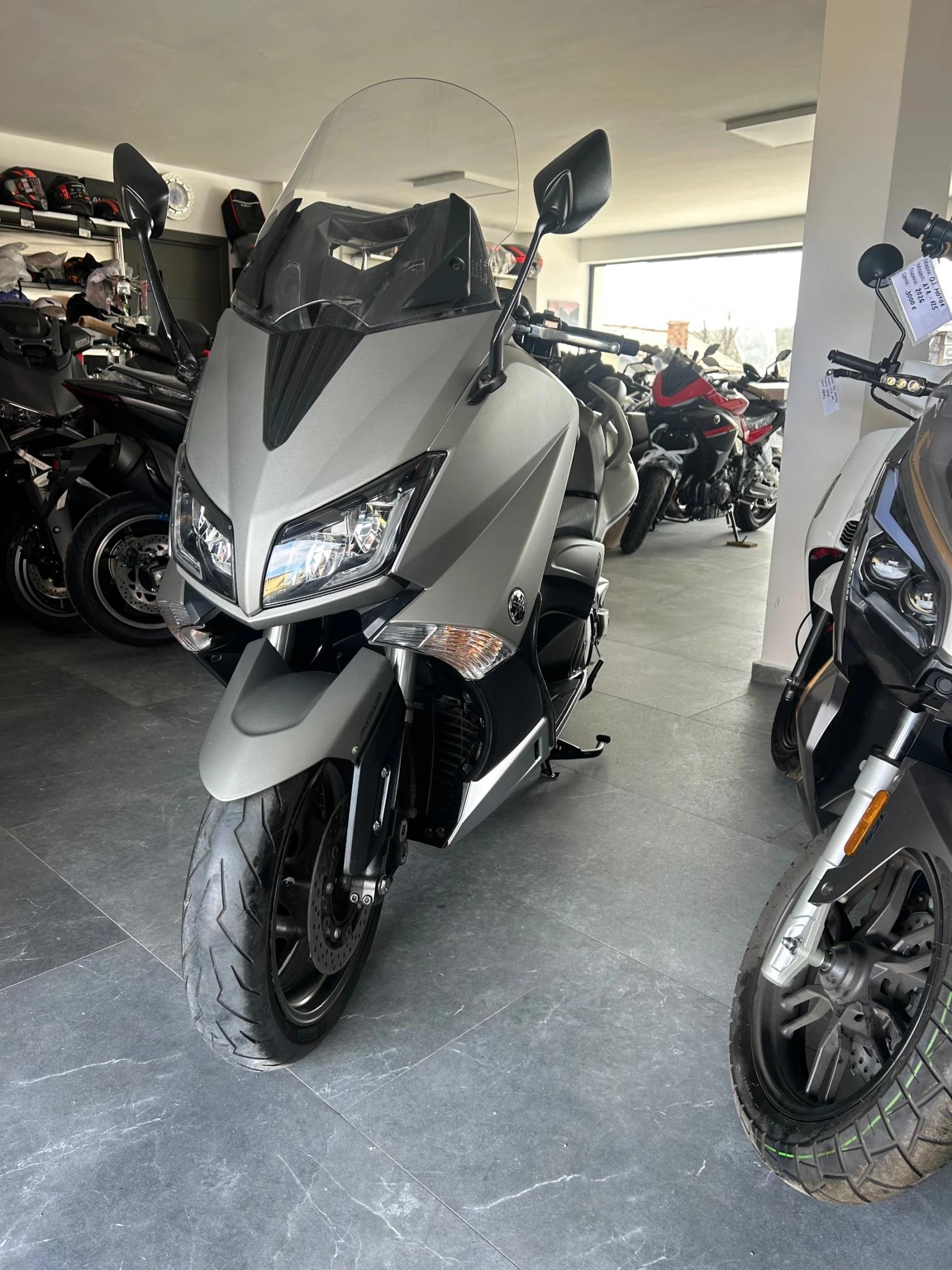 Yamaha T-max Лизинг | Auto.bg — изображение 1 Yamaha T-max Лизинг | Auto.bg — изображение 1