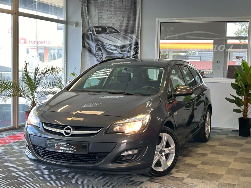 Opel Astra Sports Tourer 1.7D - 4200 € / 8214.49 лв. - 38995179 1 | Car24.bg Opel Astra Sports Tourer 1.7D - 4200 € / 8214.49 лв. - 38995179 1