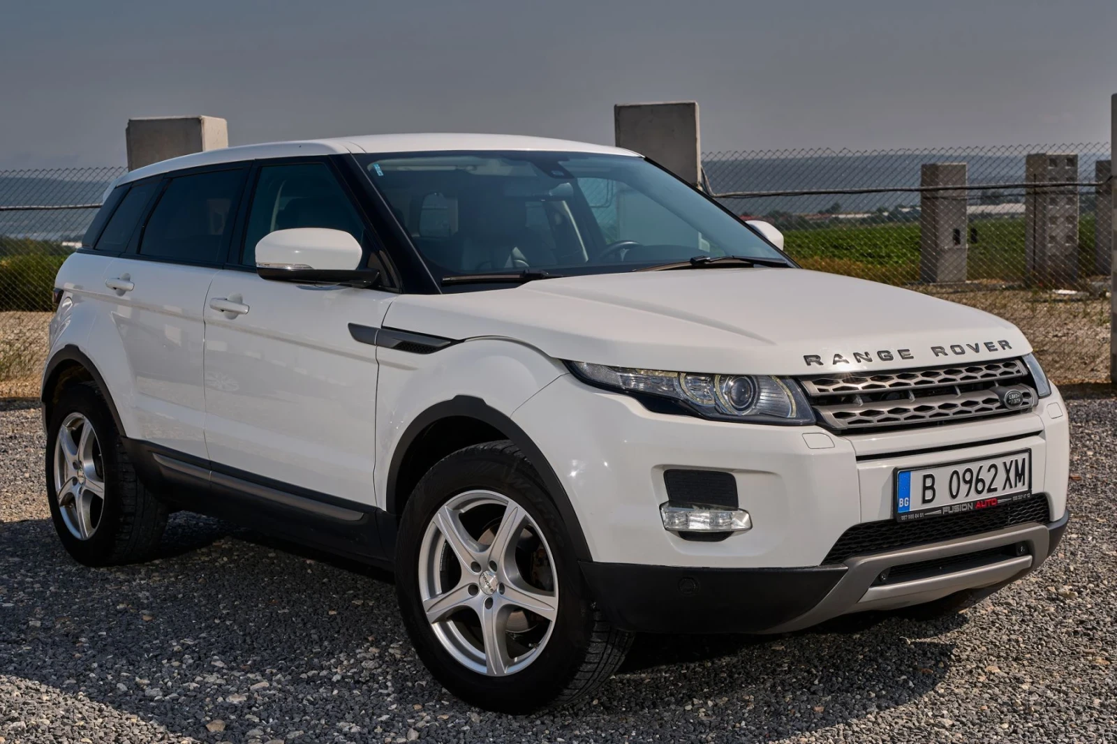 Land Rover Range Rover Evoque S* 4x4* бензин * 185 000 км * MERIDIAN | Auto.bg — изображение 1 Land Rover Range Rover Evoque S* 4x4* бензин * 185 000 км * MERIDIAN | Auto.bg — изображение 1