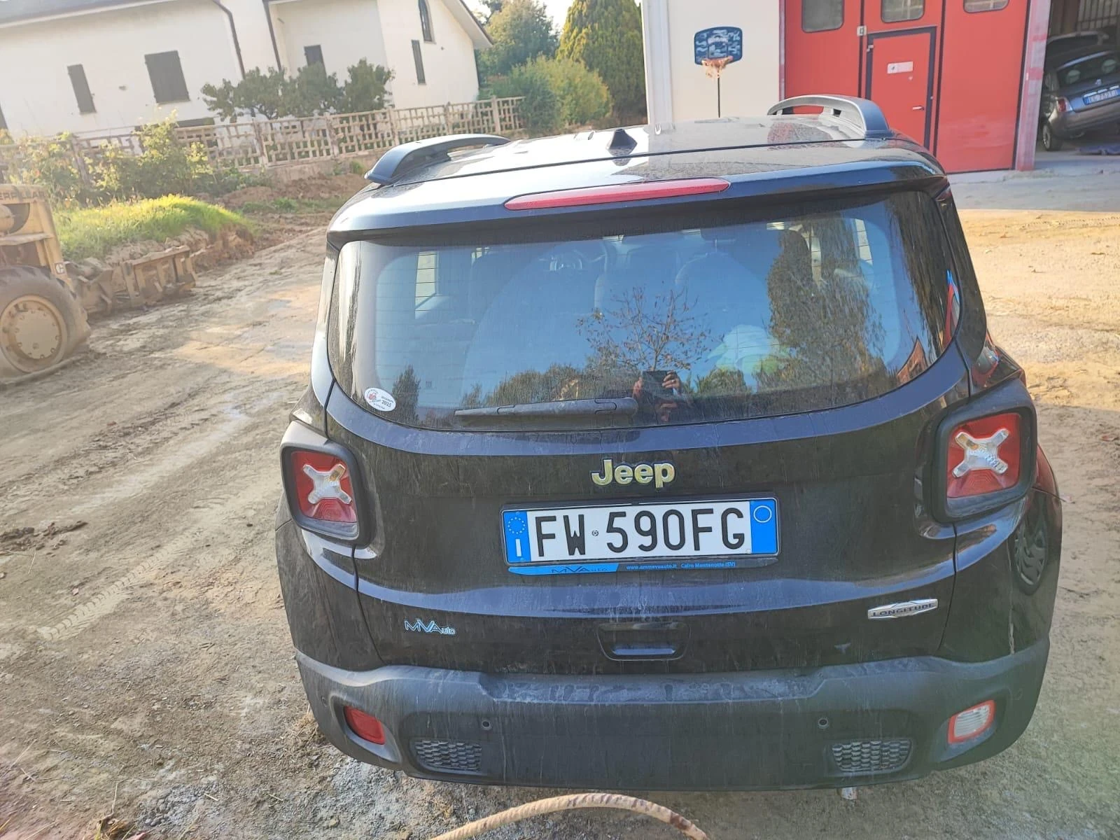Jeep Renegade 94.000 km / 120cv / Benzin / - изображение 5 | Auto.bg Jeep Renegade 94.000 km / 120cv / Benzin / - изображение 5