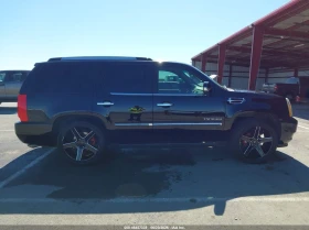 Cadillac Escalade 6.2L V-8 VVT, 403HP 4X2 Drive | Auto.bg — изображение 14 Cadillac Escalade 6.2L V-8 VVT, 403HP 4X2 Drive | Auto.bg — изображение 14