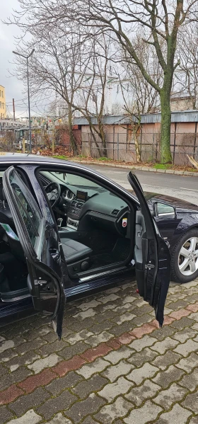 Mercedes-Benz C 220 Ръчка - 4500 € / 8801.24 лв. - 95083665 4 | Car24.bg Mercedes-Benz C 220 Ръчка - 4500 € / 8801.24 лв. - 95083665 4
