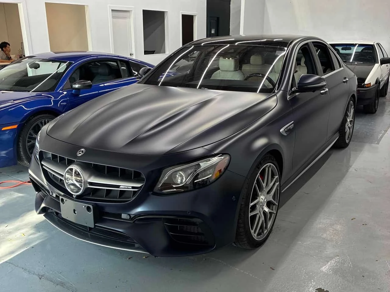 Mercedes-Benz E 63 AMG S * CARFAX * | Auto.bg — изображение 1 Mercedes-Benz E 63 AMG S * CARFAX * | Auto.bg — изображение 1