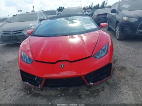 Lamborghini Huracan 5.2L V-10 DI, DOHC, VVT, 573HP Rear Wheel Drive - 259900 лв. / 132884.76 € - 10942951 4 | Car24.bg Lamborghini Huracan 5.2L V-10 DI, DOHC, VVT, 573HP Rear Wheel Drive - 259900 лв. / 132884.76 € - 10942951 4