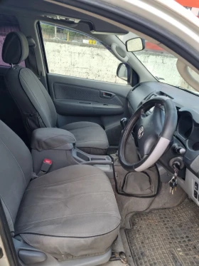 Toyota Hilux 2.5 D-4D Double Cab 4x4 - 12500 € - 58334318 10 | Car24.bg Toyota Hilux 2.5 D-4D Double Cab 4x4 - 12500 € - 58334318 10
