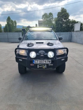 Toyota Hilux 2.5 D-4D Double Cab 4x4 - 12500 € - 58334318 14 | Car24.bg Toyota Hilux 2.5 D-4D Double Cab 4x4 - 12500 € - 58334318 14