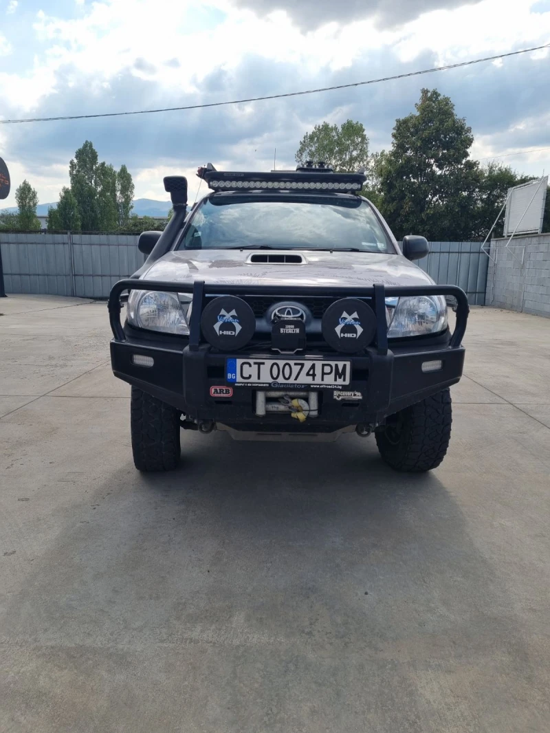 Toyota Hilux 2.5 D-4D Double Cab 4x4 - 12500 € - 58334318 1 | Car24.bg Toyota Hilux 2.5 D-4D Double Cab 4x4 - 12500 € - 58334318 1